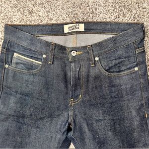 Naked and Famous size 33 men’s SkinnyGuy jeans